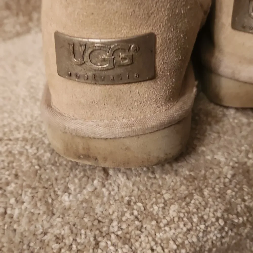 Ugg Classic Short Tan Suede Boots w/ Print 